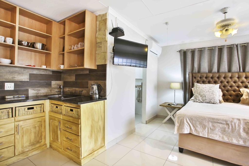Accommodation At Vans No Loadshedding Centurion Eksteriør bilde